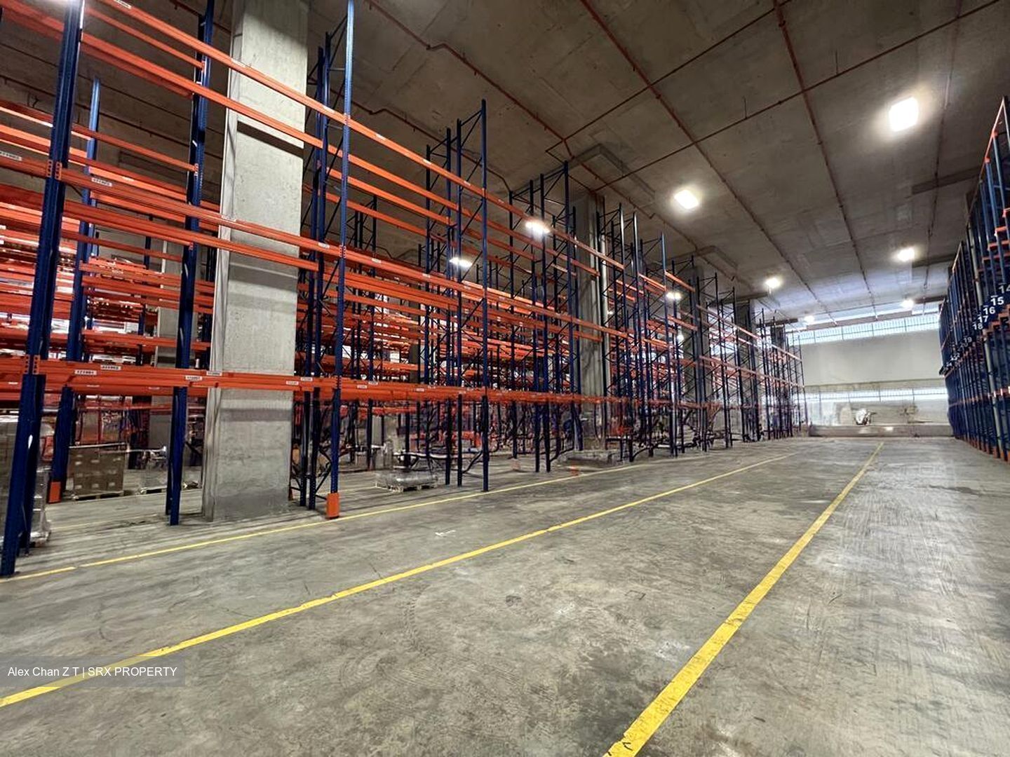 Jalan Buroh (D22), Warehouse #578704541